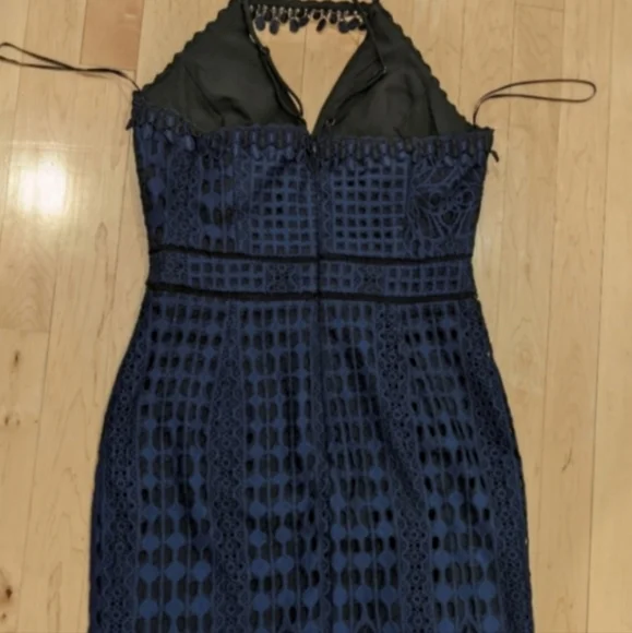 Lace Halter Midi Dress - Picture 3 of 12